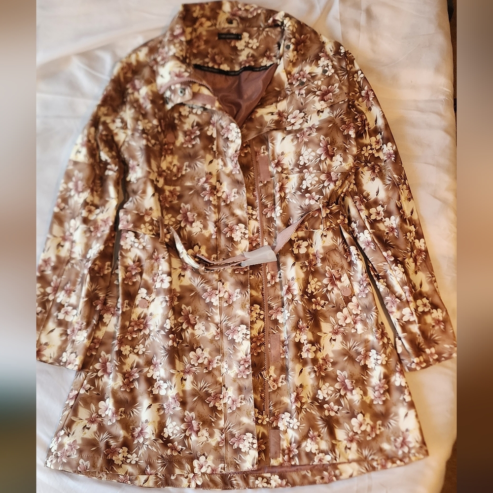 SOS Jensen floral rain jacket size medium
